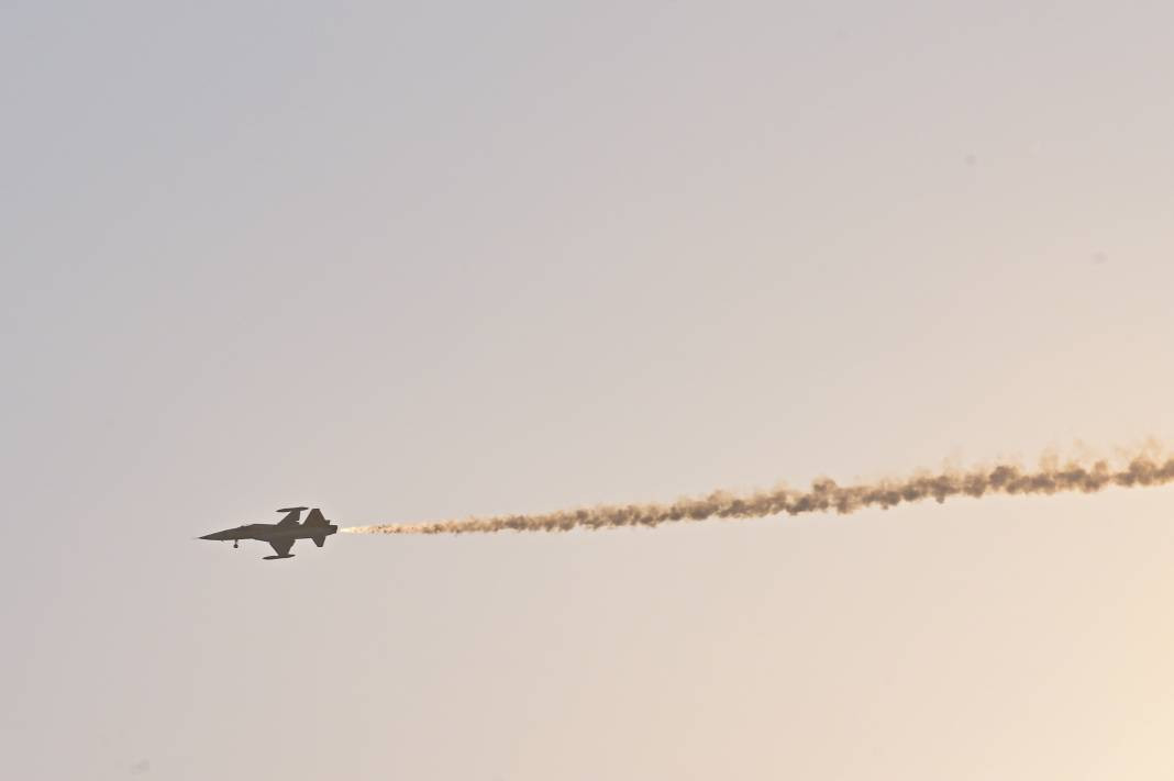 Türk Yıldızları’ndan 30 Ağustos’ta Anıtkabir’de saygı uçuşu - Resim: 11